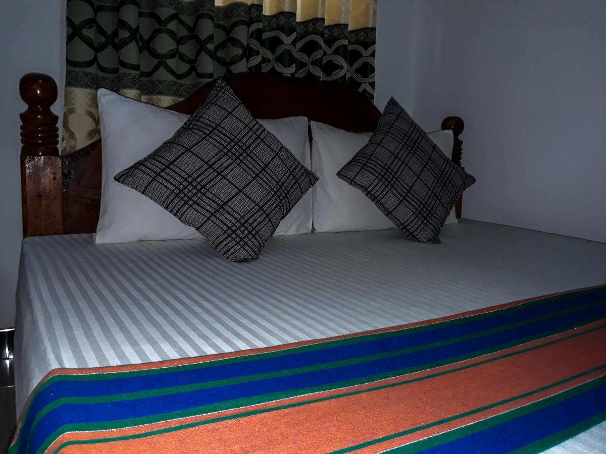 Danara Homestay Σιγκιρίγια Εξωτερικό φωτογραφία